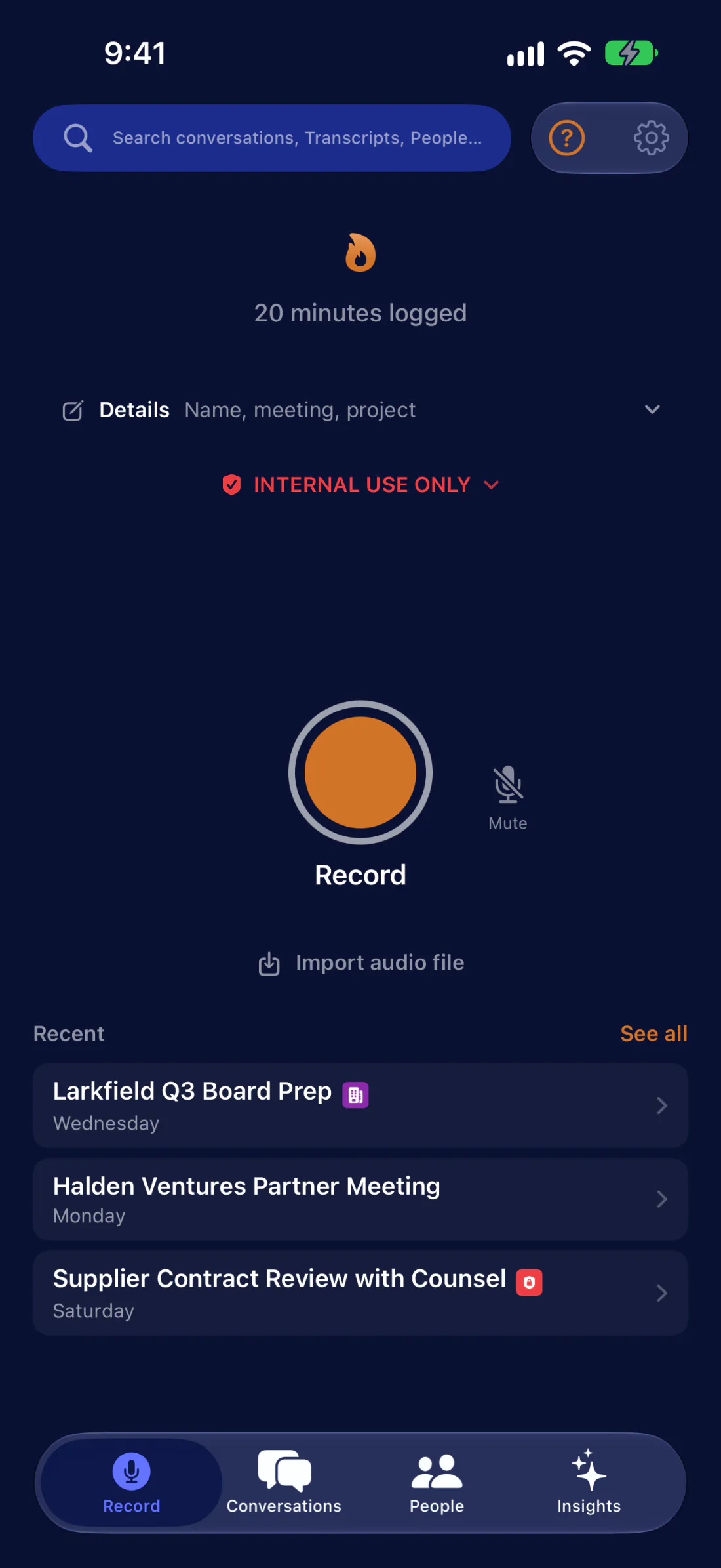 Bonfiyah on iPhone, the Record screen: the Record button, the meeting details to fill in, the confidentiality setting, and your recent conversations below.